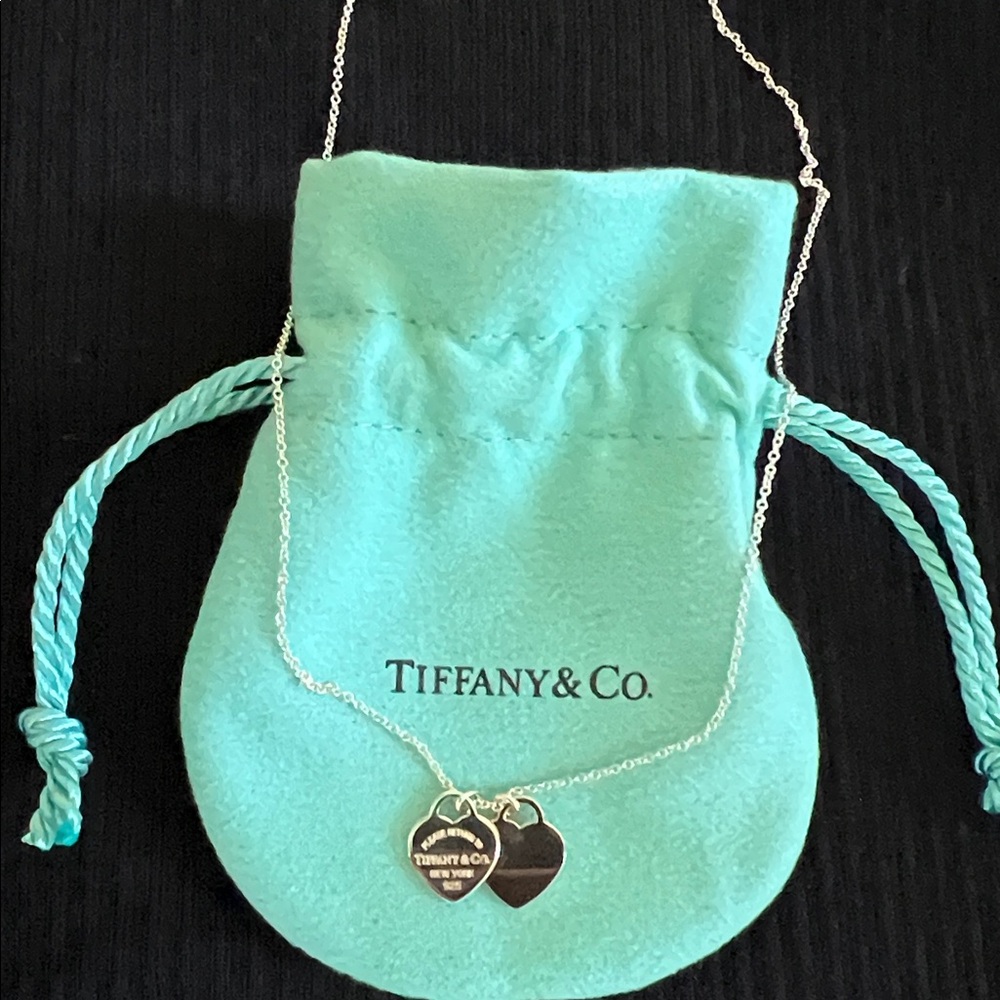 Tiffany double mini heart sterling necklace - Picture 2 of 7